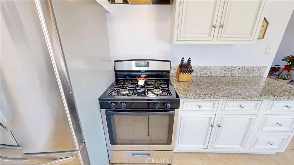 18271 Treleven Avenue, Lake Elsinore, California 92530 home-pic-14