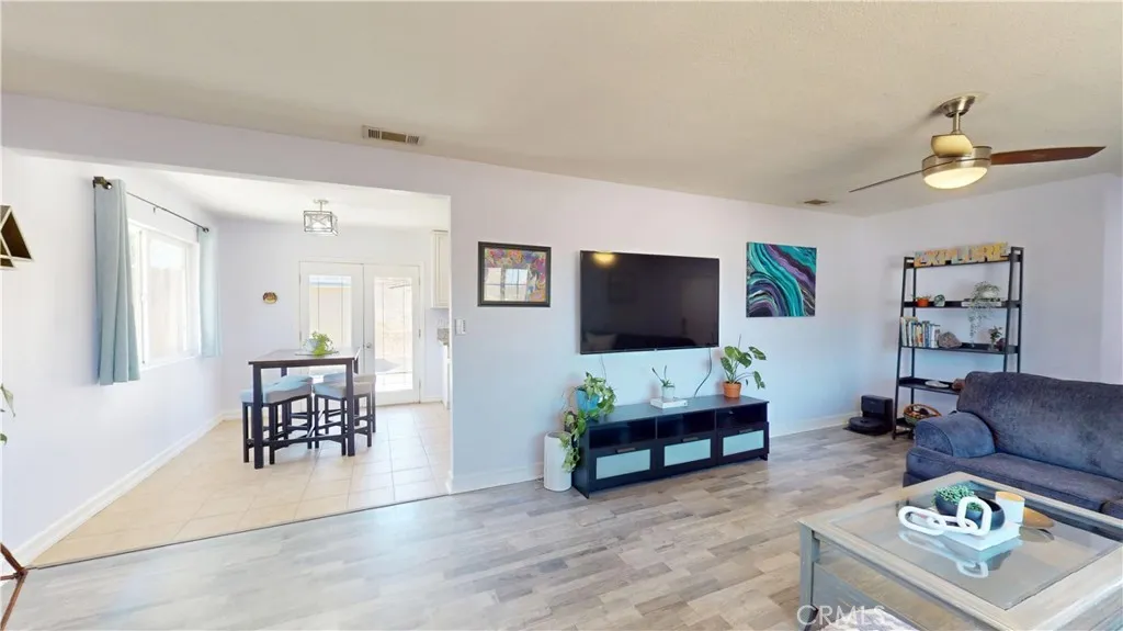 18271 Treleven Avenue, Lake Elsinore, California 92530 home-pic-6