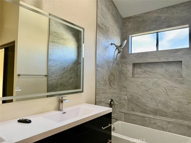 17350 Marda Avenue, Yorba Linda, California 92886