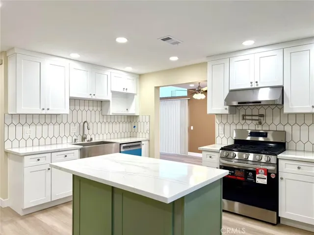 17350 Marda Avenue, Yorba Linda, California 92886