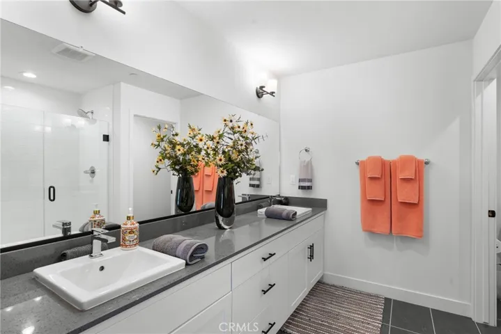 Master Suite Bathroom