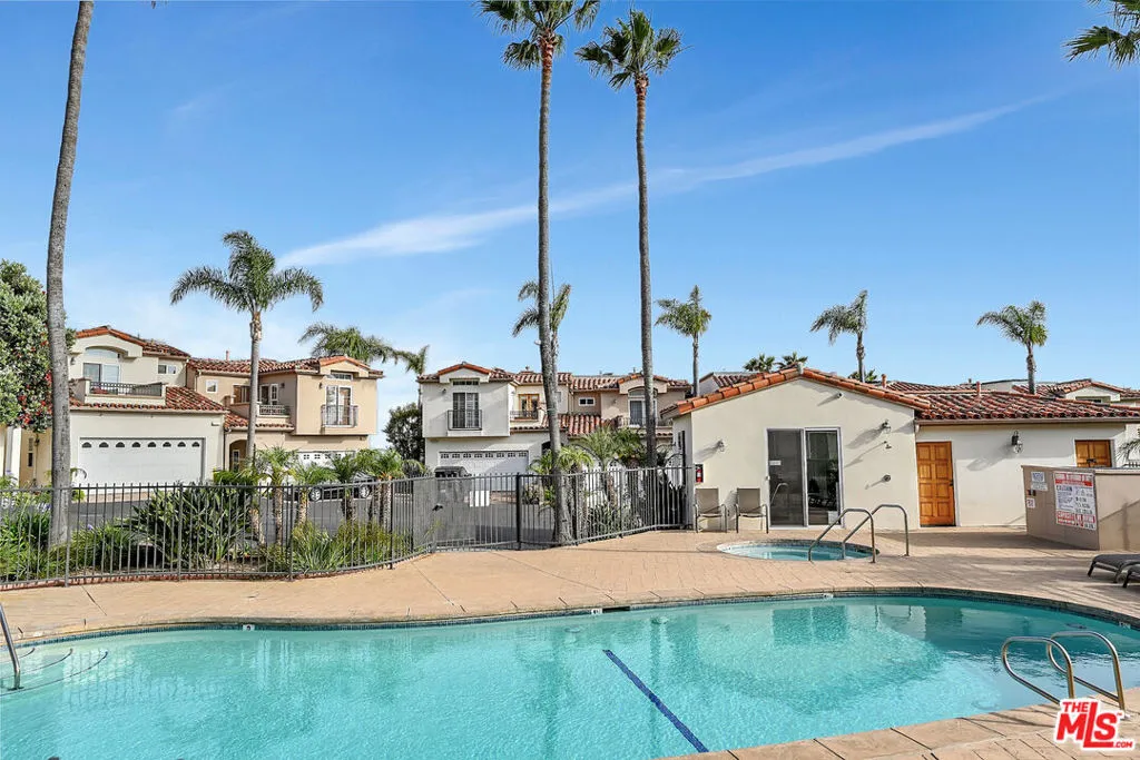 6442 Lunita Road 126, Malibu, California 90265 home-pic-45