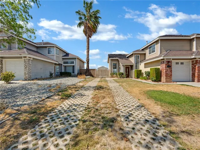 3167 Tourmaline Lane, Palmdale, California 93550