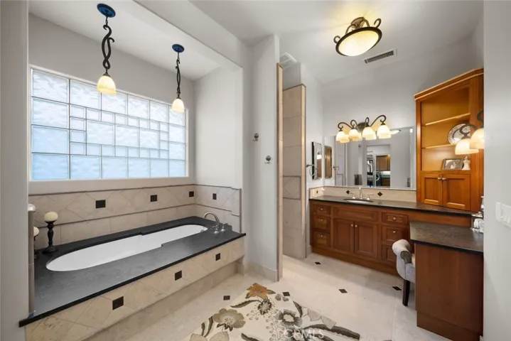 940 Pasatiempo Drive, San Luis Obispo, California 93405