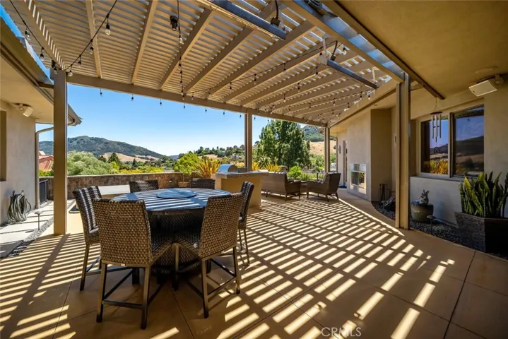 940 Pasatiempo Drive, San Luis Obispo, California 93405