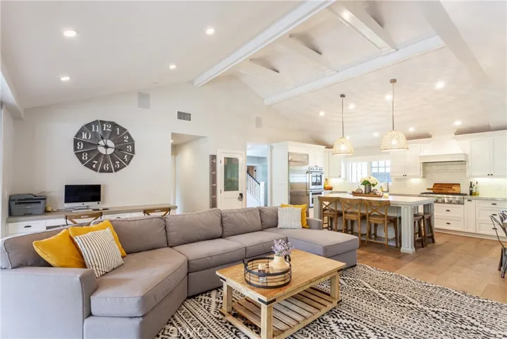 1959 Balearic Drive, Costa Mesa, California 92626