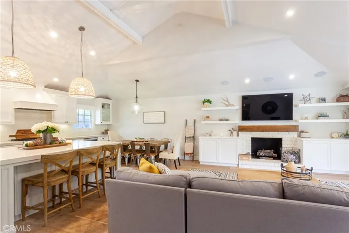 1959 Balearic Drive, Costa Mesa, California 92626