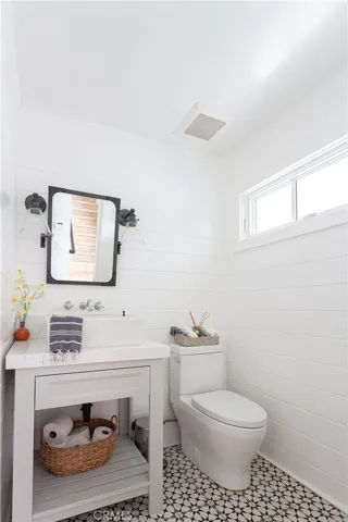 1959 Balearic Drive, Costa Mesa, California 92626
