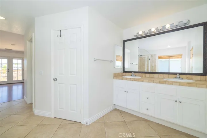 23641 Lincoln Avenue, Murrieta, California 92562