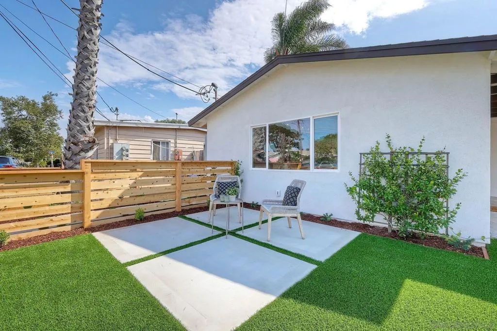 , Imperial Beach, California 91932 home-pic-0