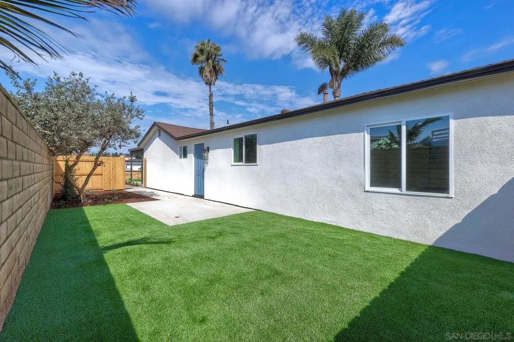 , Imperial Beach, California 91932 home-pic-21