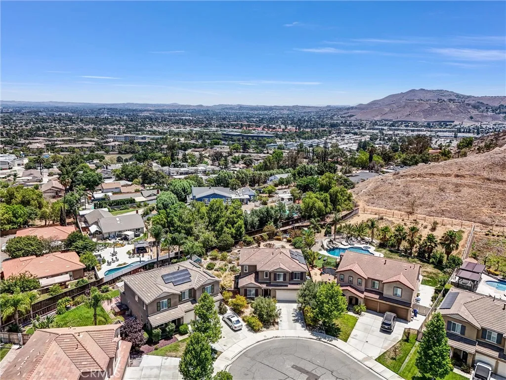 12018 Dewar Drive, Riverside, California 92505 home-pic-37