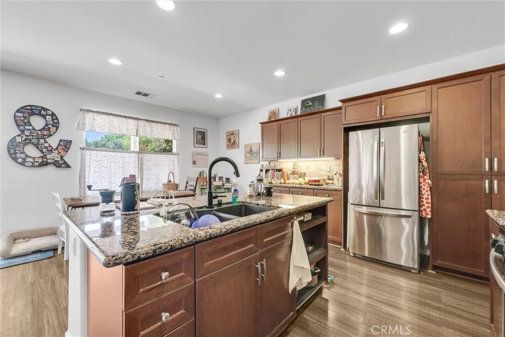 12018 Dewar Drive, Riverside, California 92505 home-pic-3