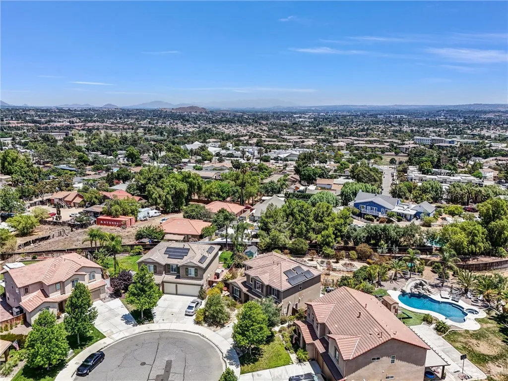 12018 Dewar Drive, Riverside, California 92505 home-pic-34