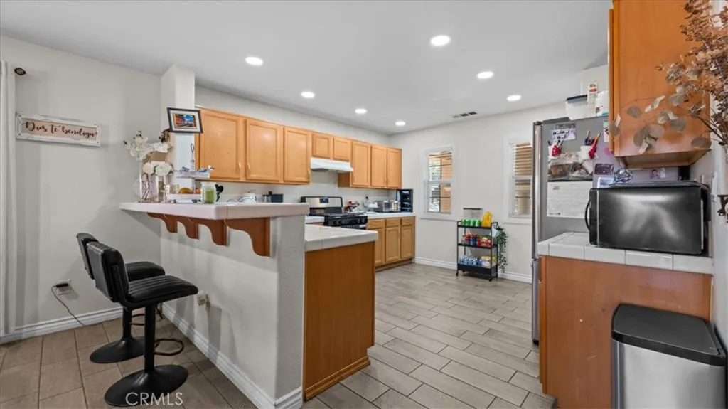 44702 Avenida Linda, Lancaster, California 93535 home-pic-7