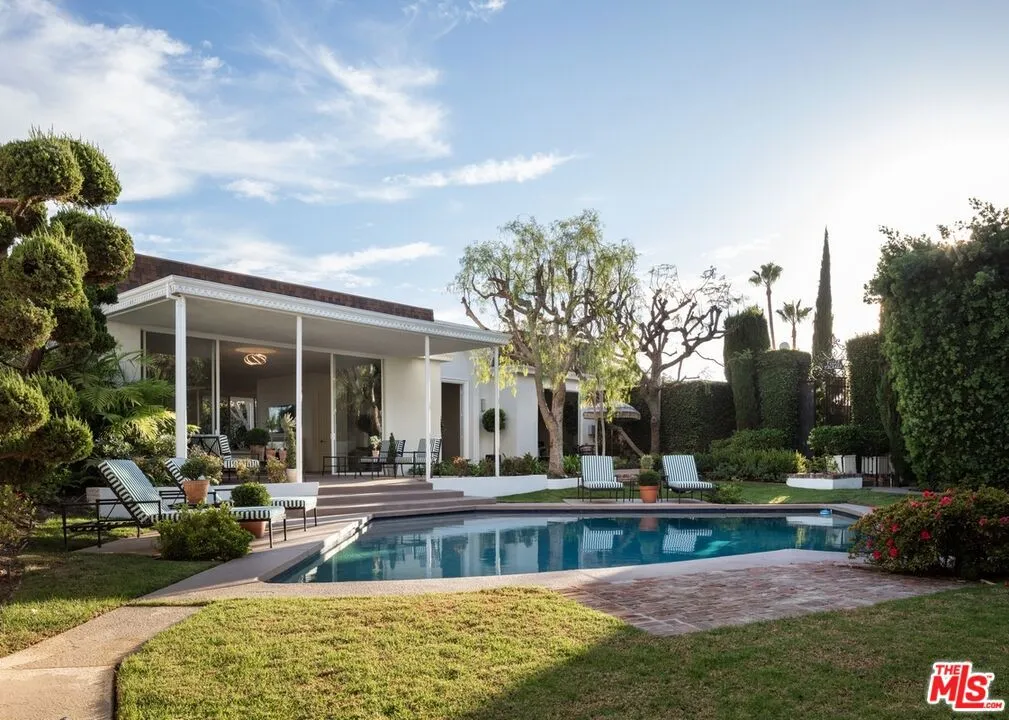 510 Stonewood Drive, Beverly Hills, California 90210 home-pic-4