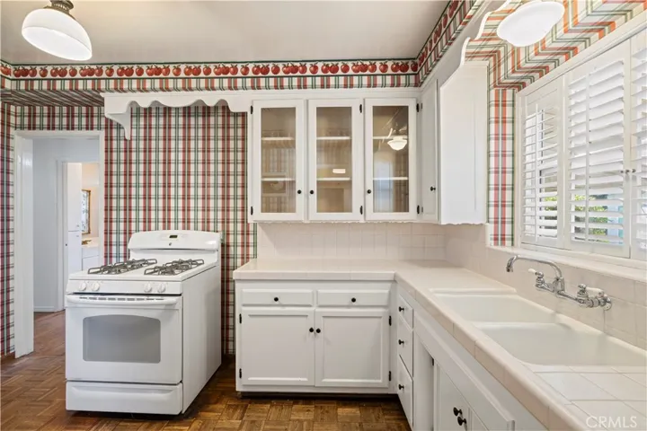 5425 Strohm Ave, North Hollywood, California 91601