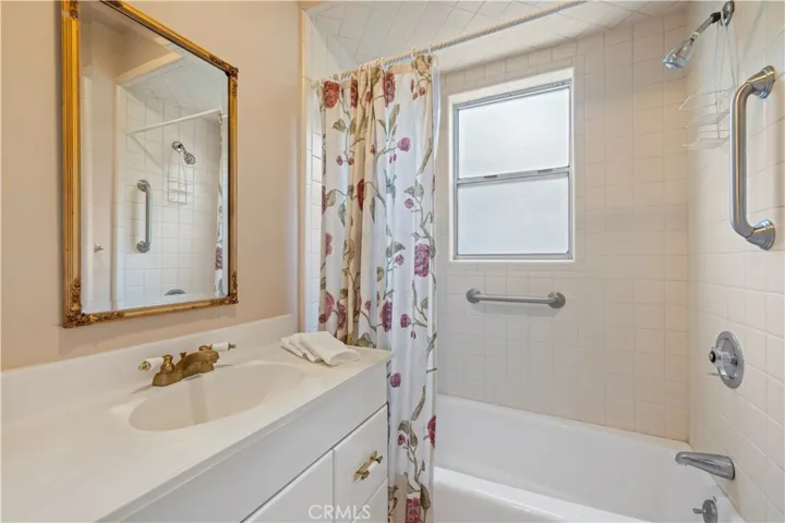 5425 Strohm Ave, North Hollywood, California 91601