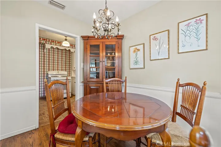 5425 Strohm Ave, North Hollywood, California 91601