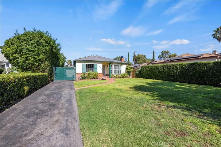 5425 Strohm Ave, North Hollywood, California 91601