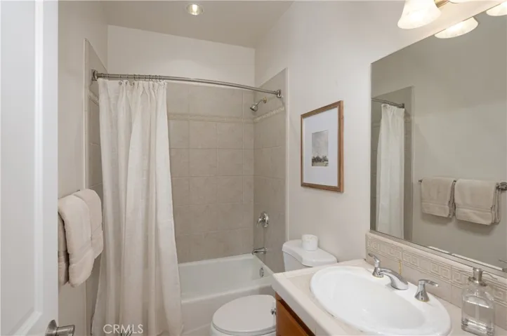 Upstairs bathroom