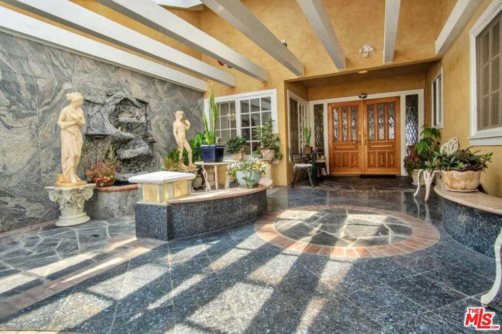 5222 Los Franciscos Way, Los Angeles, California 90027 home-pic-4