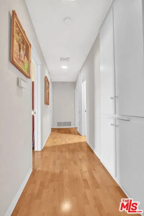 5222 Los Franciscos Way, Los Angeles, California 90027 home-pic-26