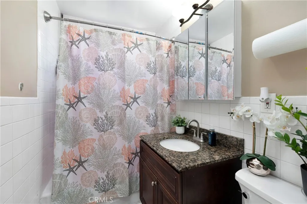 4712 W 152nd Street, Lawndale, California 90260 home-pic-11