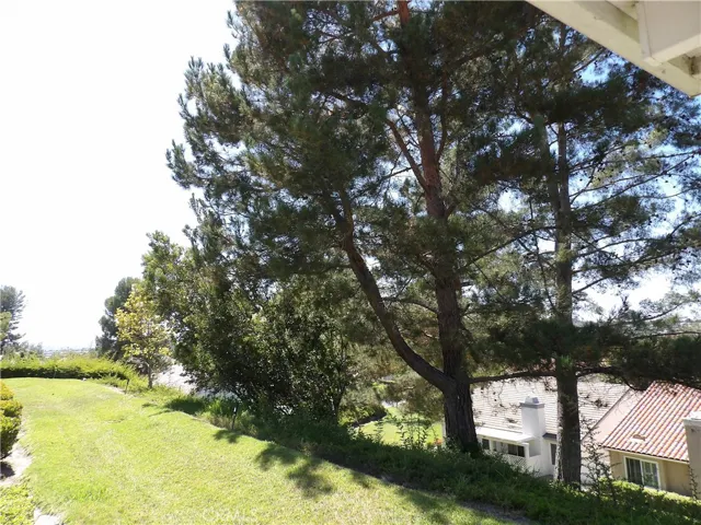 23194 Villena, Mission Viejo, California 92692