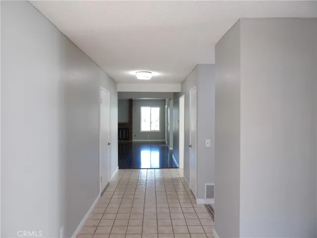 Gated Community, small Cul-De-sac