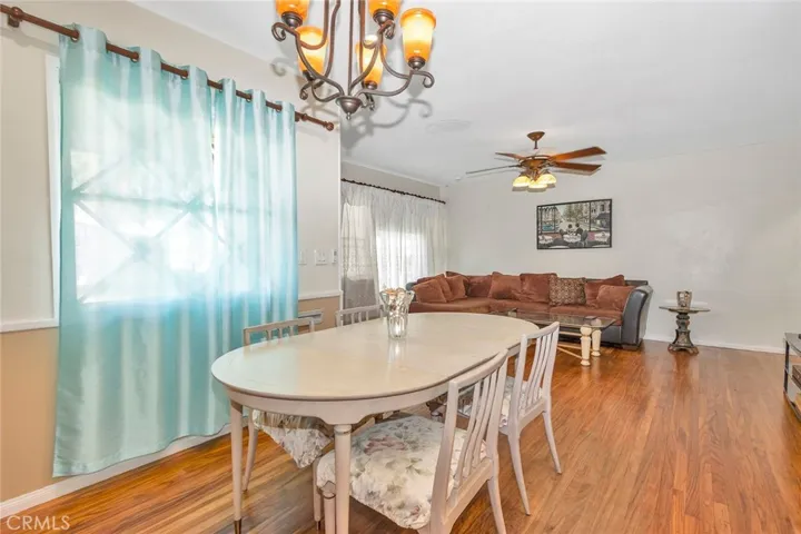 1371 S Bender Avenue, Glendora, California 91740
