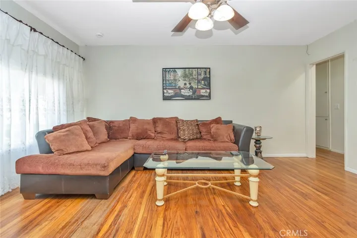 1371 S Bender Avenue, Glendora, California 91740