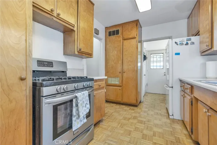 1371 S Bender Avenue, Glendora, California 91740