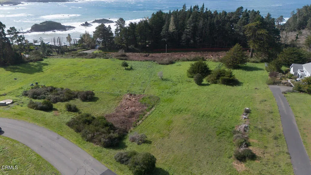 Baywood lot