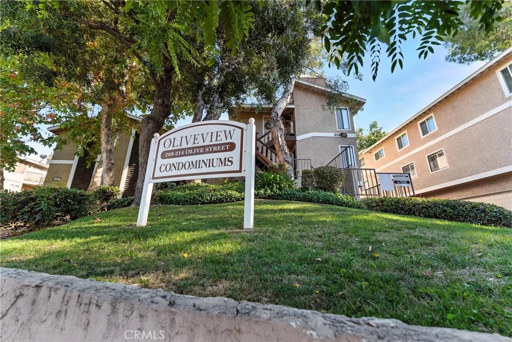 208 W Olive Avenue B, La Habra, California 90631, 2 Bedrooms Bedrooms, ,2 BathroomsBathrooms,Residential,For Sale,Olive,SW25169678