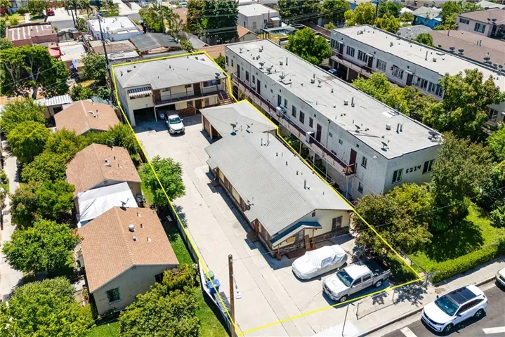 6210 Heliotrope Avenue, Bell, California 90201