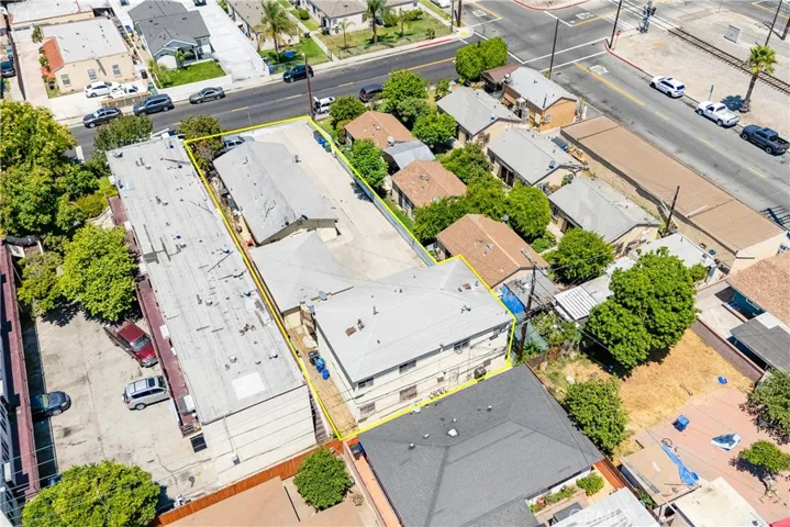 6210 Heliotrope Avenue, Bell, California 90201