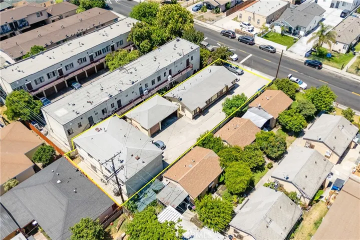 6210 Heliotrope Avenue, Bell, California 90201