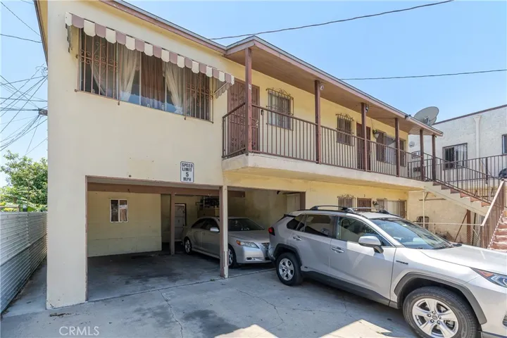6210 Heliotrope Avenue, Bell, California 90201