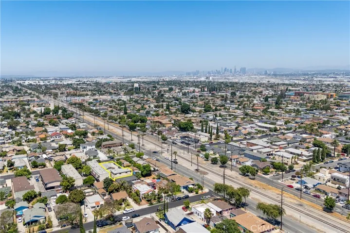 6210 Heliotrope Avenue, Bell, California 90201