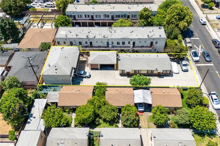 6210 Heliotrope Avenue, Bell, California 90201