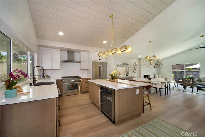 NEW Chef's Thermador kitchen with Quartz tops