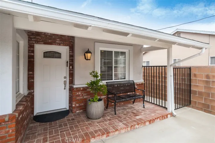 22831 Burbank Boulevard, Woodland Hills, California 91367