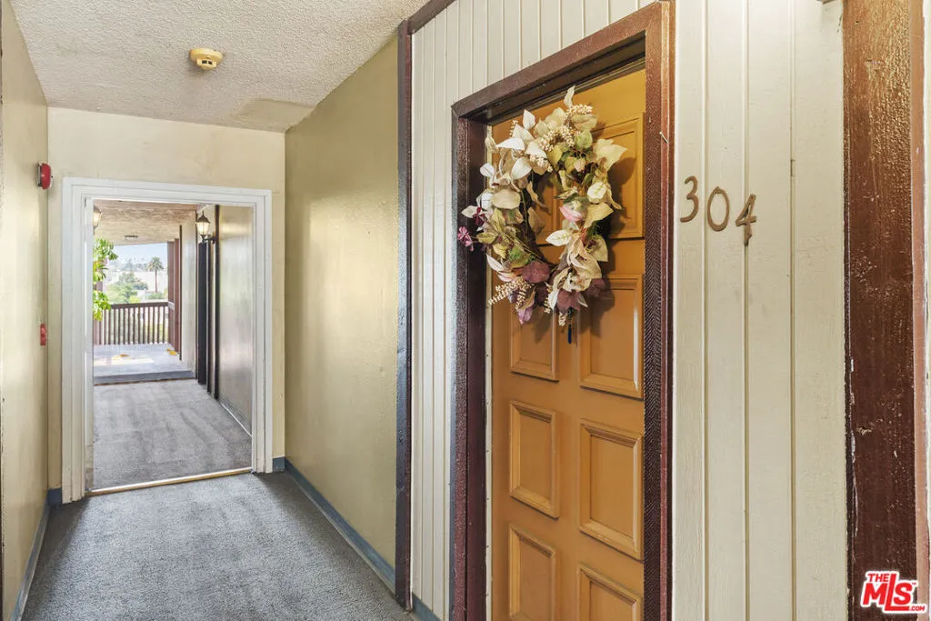 5870 Benner Street 304, Los Angeles, California 90042 home-pic-2