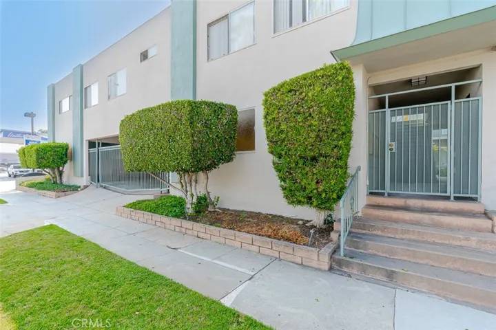 601 N Stoneman Avenue, Alhambra, California 91801