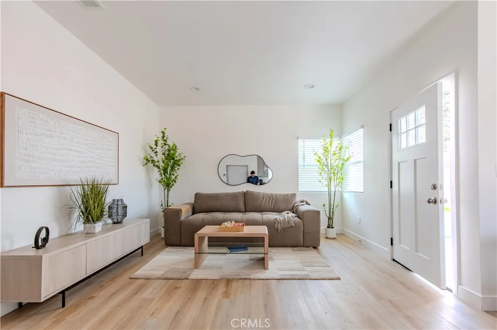 11081 Iris Drive, Garden Grove, California 92840 home-pic-13