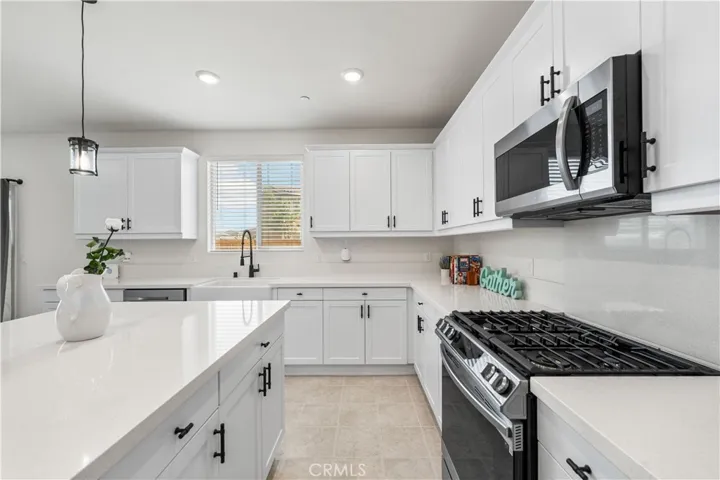 3934 Westbrook Avenue, Rosamond, California 93560