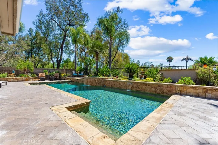 21351 Birdhollow Drive, Rancho Santa Margarita, California 92679