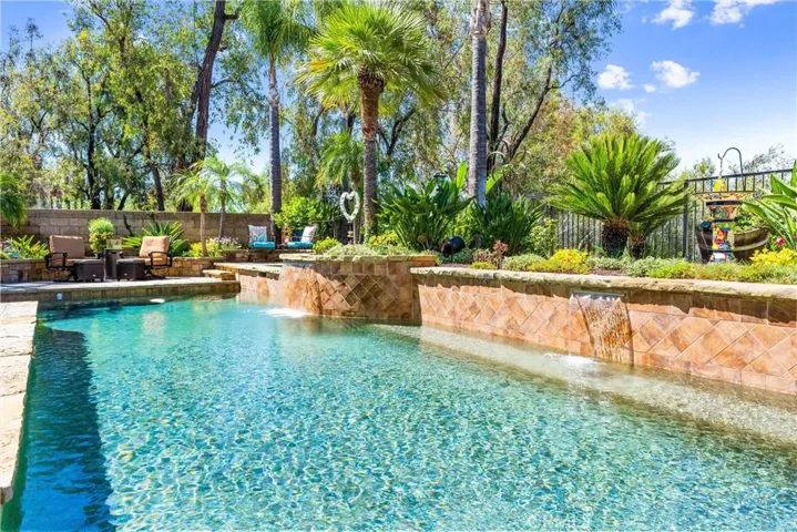 21351 Birdhollow Drive, Rancho Santa Margarita, California 92679