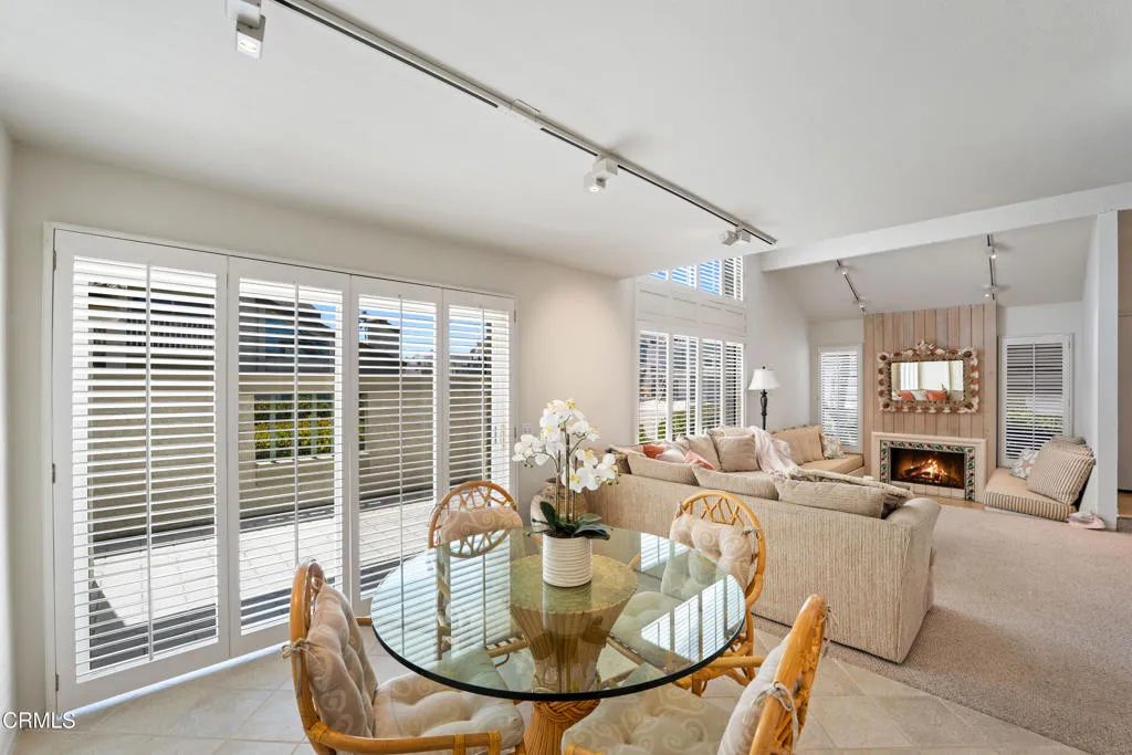 3310 Sunset Lane, Oxnard, California 93035 home-pic-12